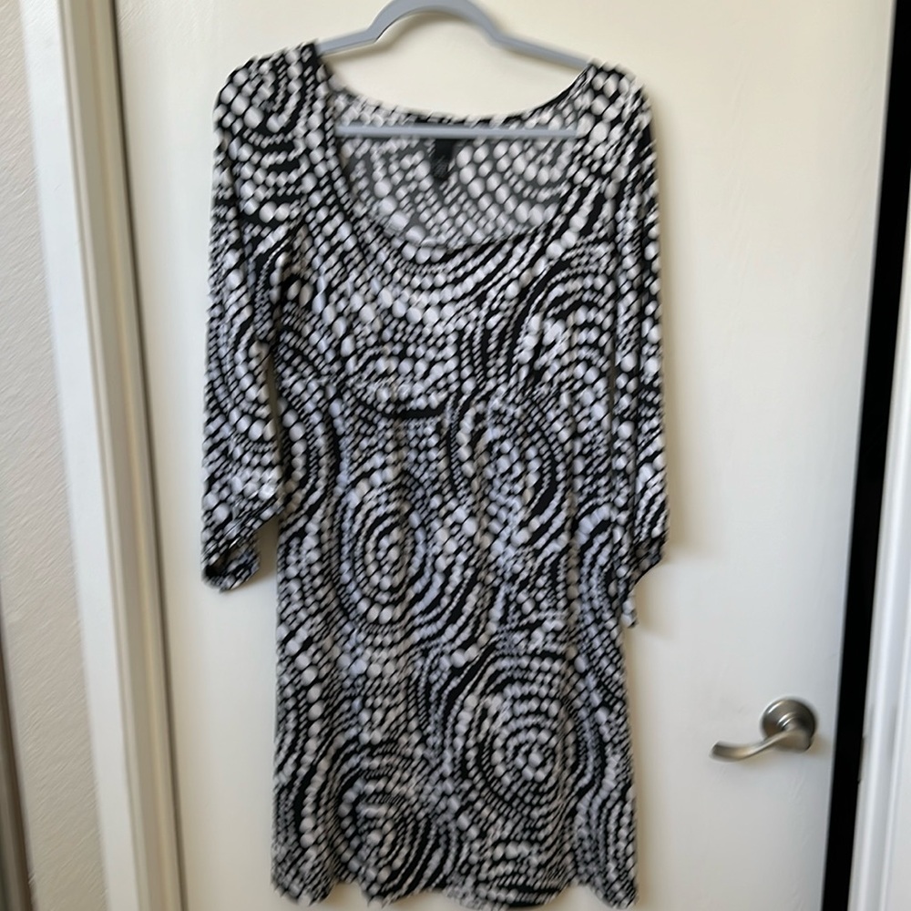🤗Gorgeous INC Black & White Dress with stylish details! Size Medium! EUC!
